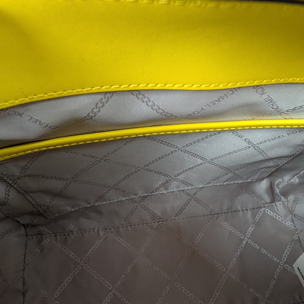 Michael Kors Marilyn Medium Saffiano Leather Woven Sides Purse Satchel Tote NWT - Picture 15 of 17